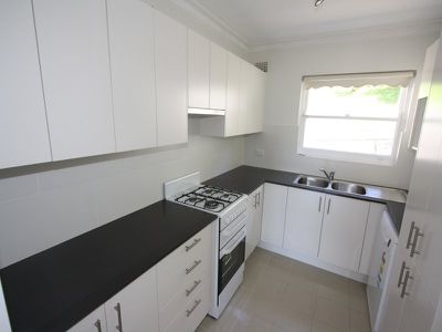 2 / 23 Gladstone Avenue, Ryde