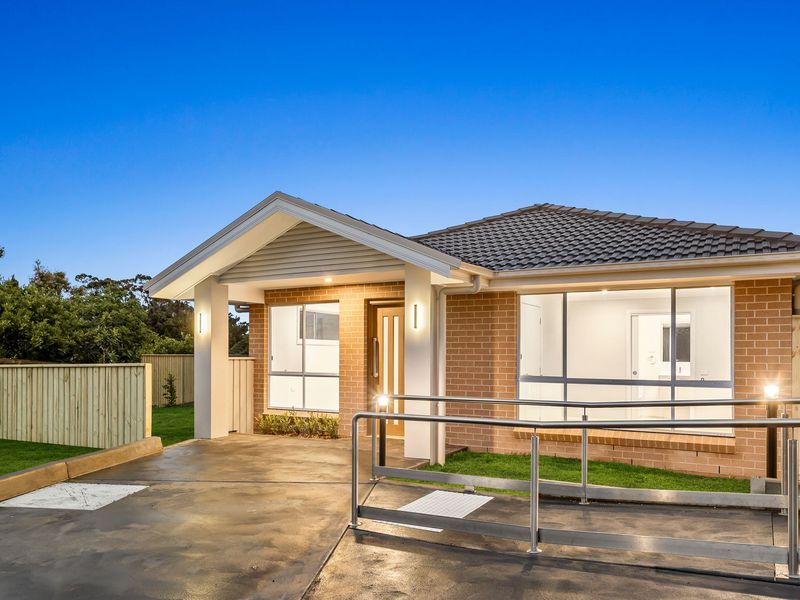 5 / 8 Gladys Avenue, Frenchs Forest