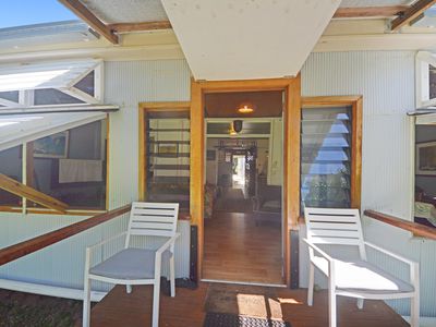4 Elizabeth Street, Flying Fish Point