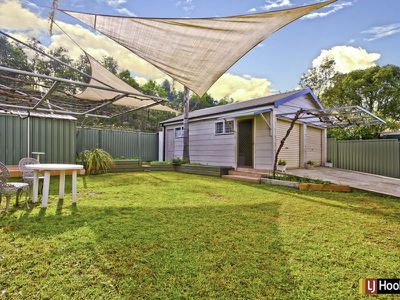 15 Anthea Place, Dean Park