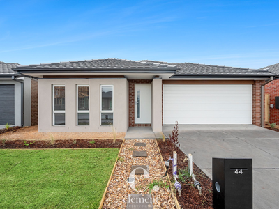 44 Forrest Green Drive, Armstrong Creek