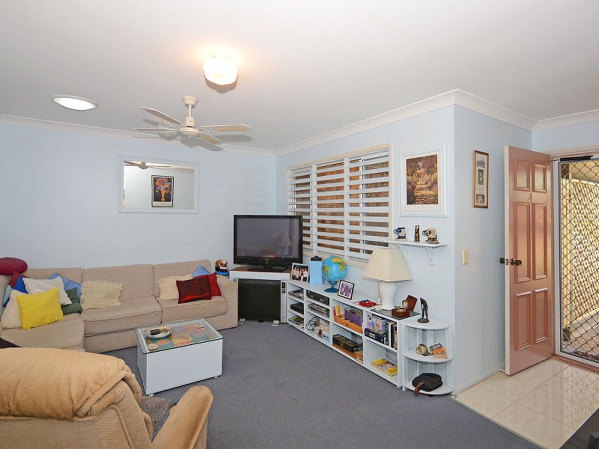 4 / 14 BEACH ROAD, Pialba