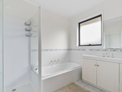 14 Harveytown Road, Dover