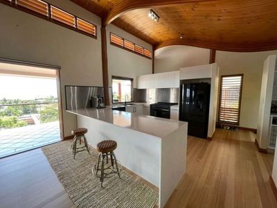 45 Gilbert Crescent, Castle Hill