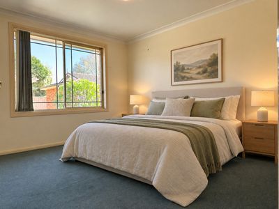 5 / 28 LAGOON STREET, Goulburn
