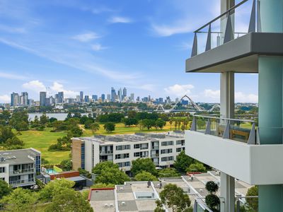 806 / 19 The Circus, Burswood