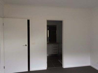 28 Pavo Street, Belmont