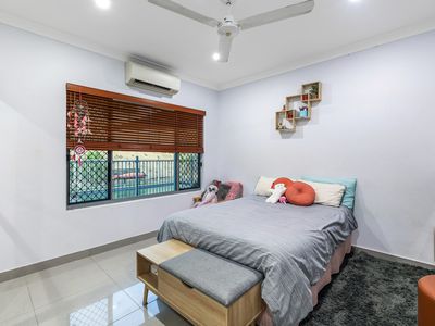 47 Warbird Street, Zuccoli