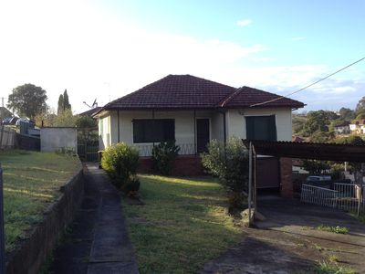 27 Monteith Street, Cringila