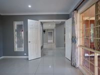 37 Lindfield Circuit, Robertson
