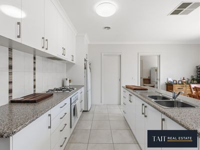 1B Batchelor Crescent, Wangaratta