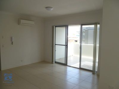 913 / 8 Win Street, Eight Mile Plains