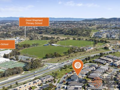 52 Lawrenson Circuit, Jacka
