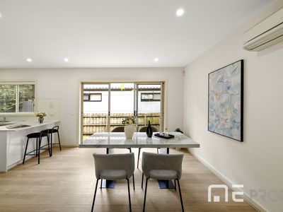 2 / 56 Station Street, Burwood