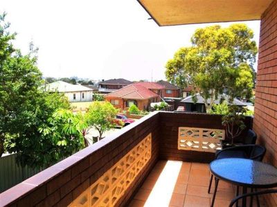 1 / 10 Myrtle Street, Coniston