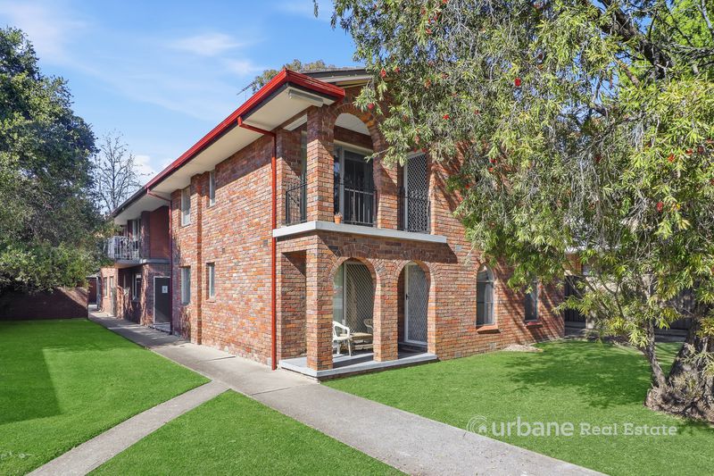 4 / 20 Bringelly Road , Kingswood