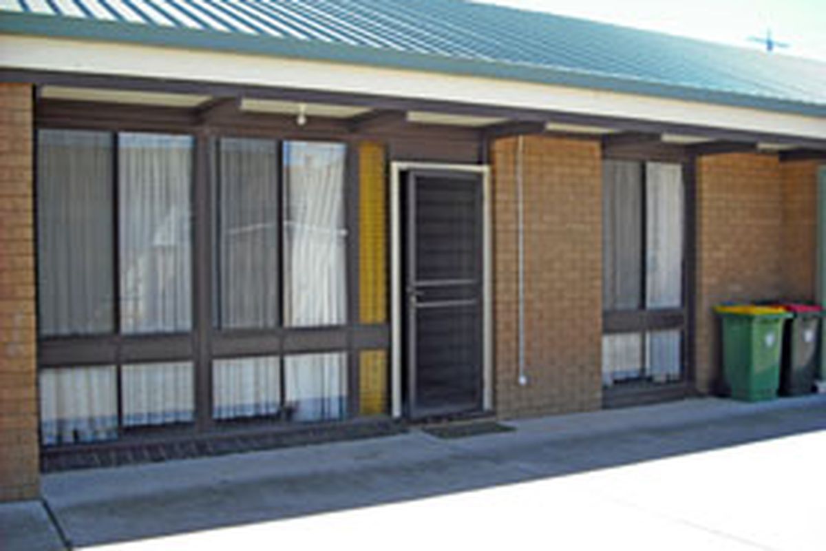 1 / 8 Haslem Street, Kyabram