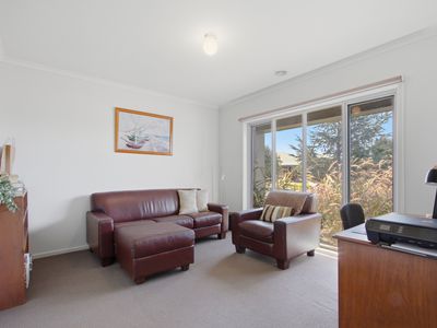 4B James Court, Sale