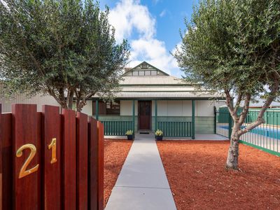 21 Ardagh Avenue, Kalgoorlie