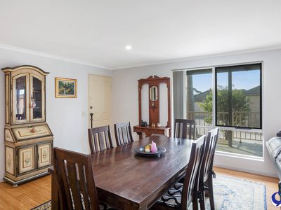 6 / 9 Mort Avenue, Dalmeny