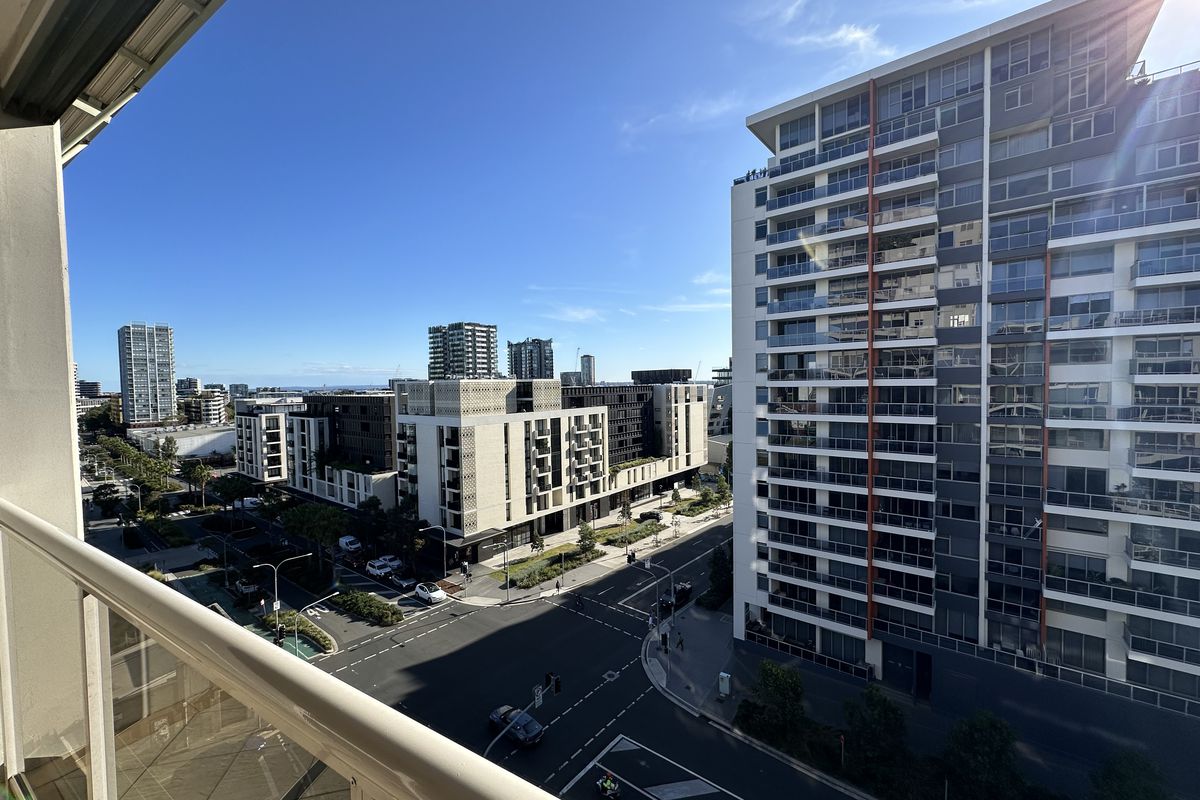 328 / 8 Lachlan Street, Waterloo