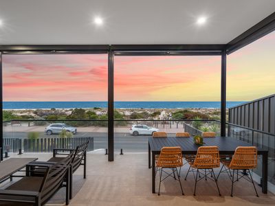 184 Esplanade, South Brighton