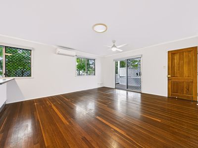 82 Narellan Street, Arana Hills