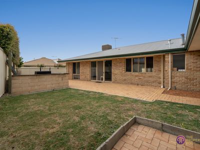 33 Redheart Drive, Thornlie