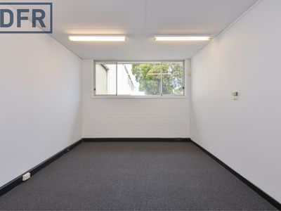 26B Cooper Road, Cockburn Central