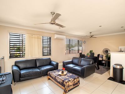 4 / 52 Shell Street, Urangan