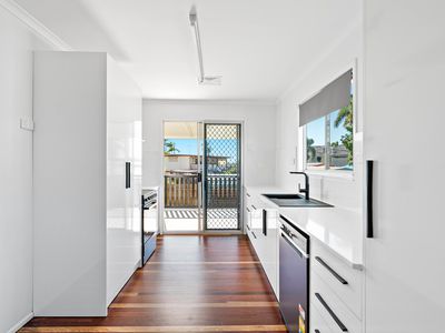 8 Gray Court, Beaconsfield