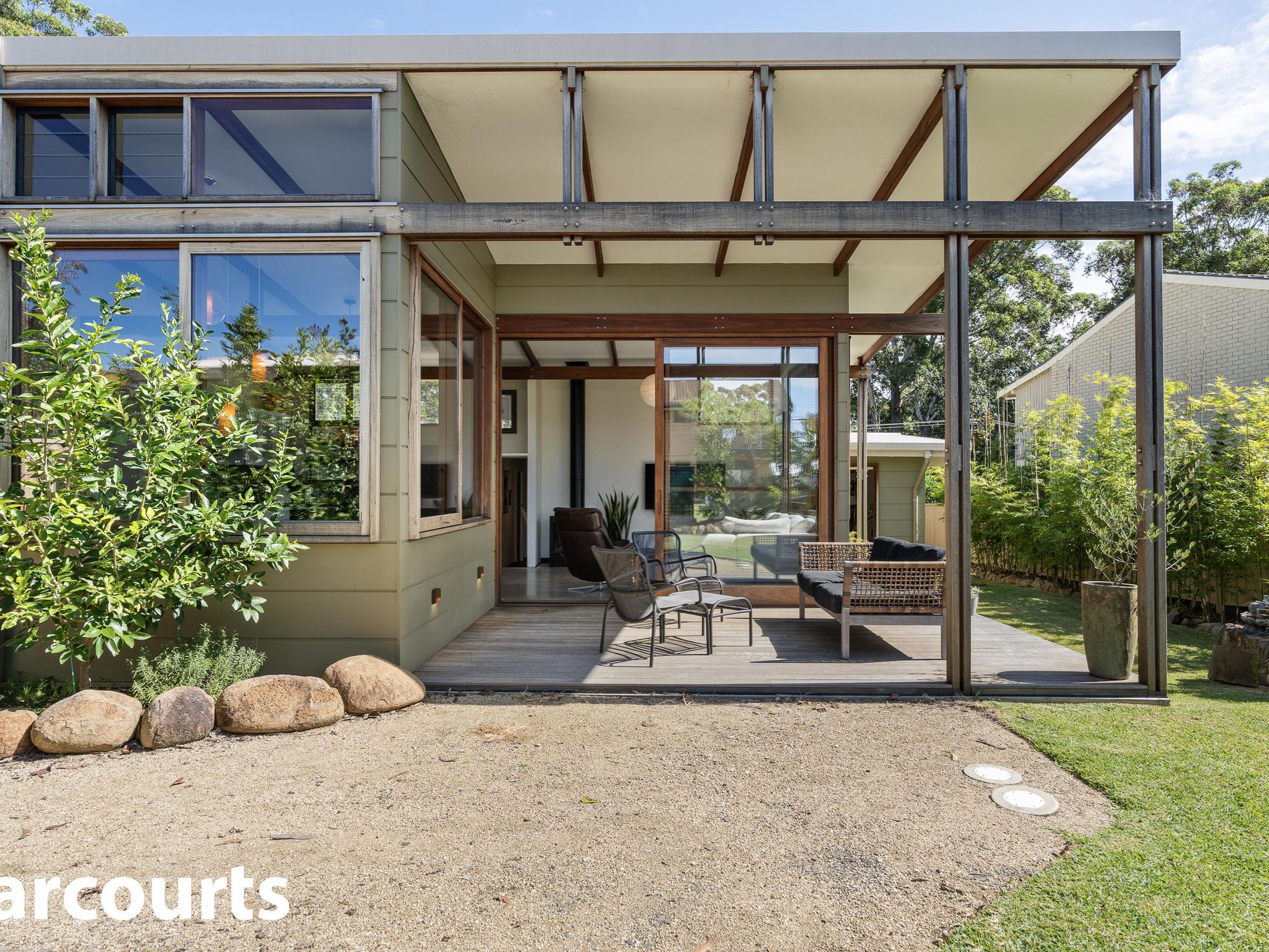 26 Ross Avenue, Narrawallee