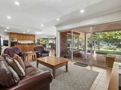 12 Nazek Court, Whiteheads Creek