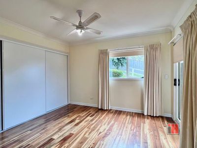 6 Hollyoak Rise, Eltham North