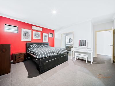 9 Stanton Road, Redcliffe