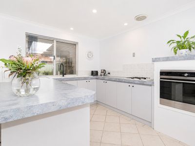 6 Lily Place, Thornlie