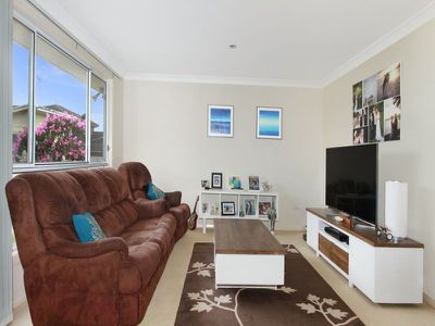 2 / 41 Addison Avenue, Lake Illawarra