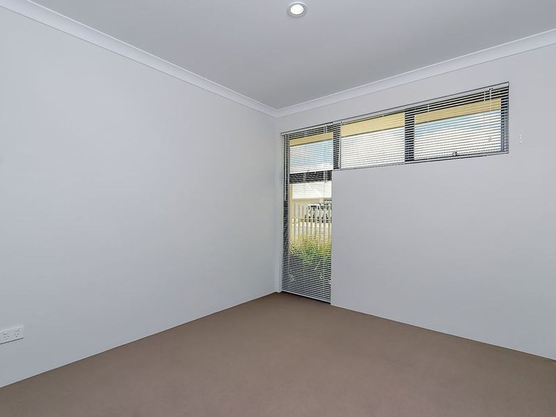 11 Giallo Way, Eglinton