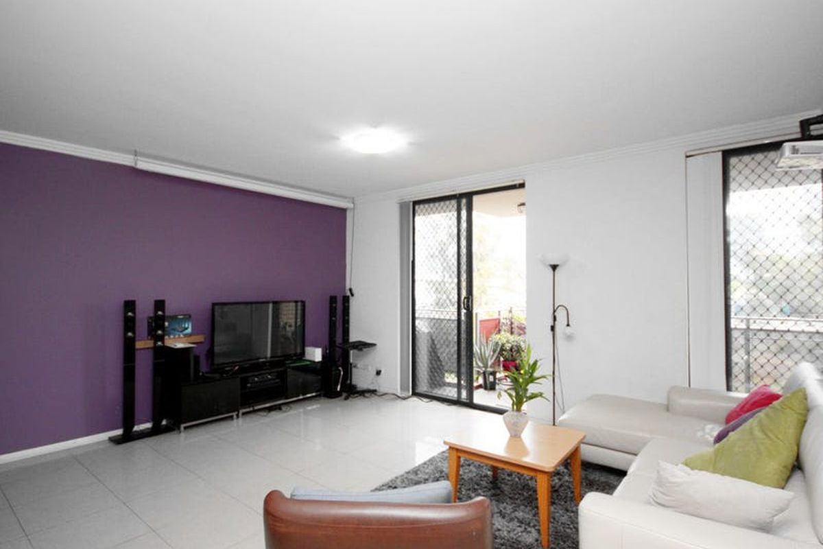 D106 / 27-29 George Street, North Strathfield