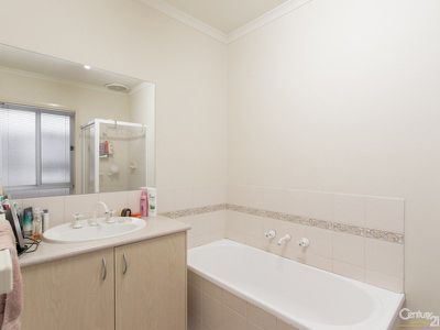 2 Margie Square, Narre Warren South