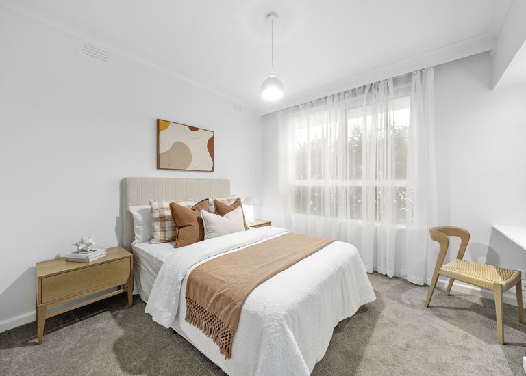 1 / 724 Hawthorn Road, Brighton East