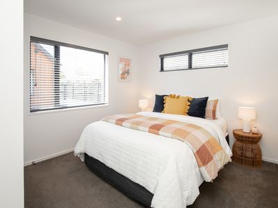 2 / 116 Champion Street, Edgeware
