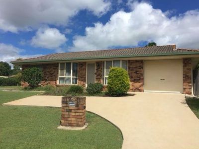 2 Hillcrest Place, Flinders View