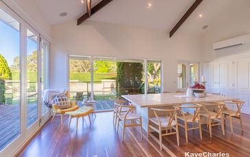 2 Thomson Road, Beaconsfield Upper