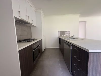 8 / 9 Burnett Street, Sebastopol