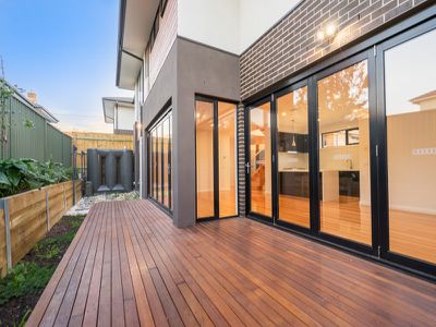 2 / 45 Peter Street, Box Hill North