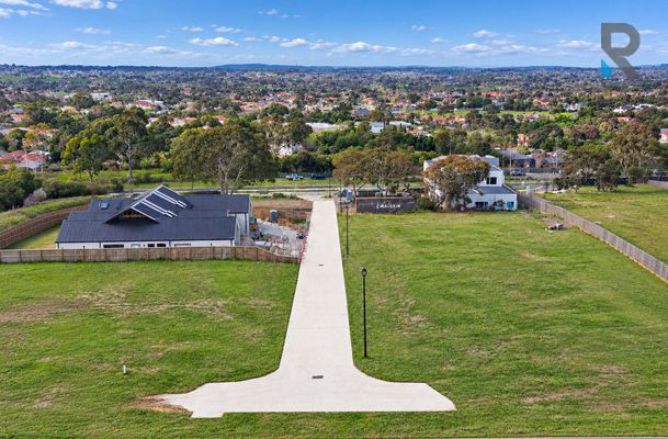 9 Granite Close, Greenvale