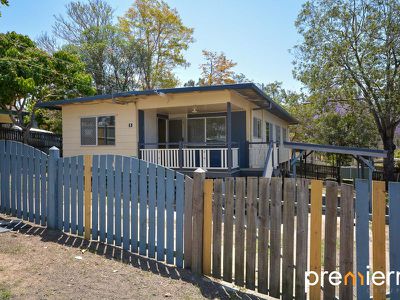 8 Curnow Street, Goodna