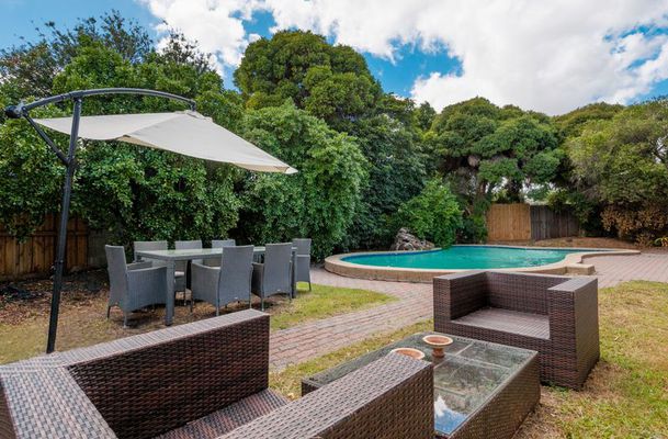 9 Reade Place, Gladstone Park