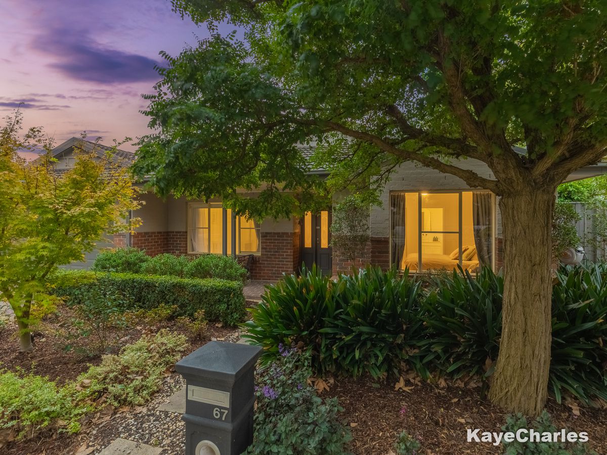 67 Fieldstone Boulevard, Beaconsfield